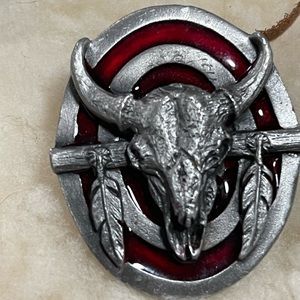 Bolo BUCKLE CO 1987 PEWTER WESTERN BOLO TIE STEER SKULL FEATHERS
